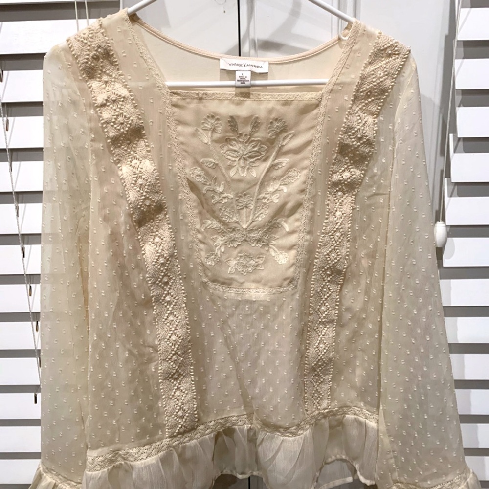 Vintage America Ivory Lace Top